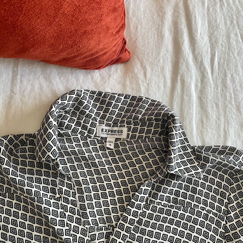 Express the portofino diamond blouse - Picture 4 of 7
